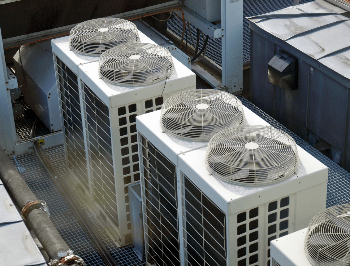 Rooftop packaged HVAC unit repair maintenance and installation on commercial building Dubai UAE by RSK Technical engineers